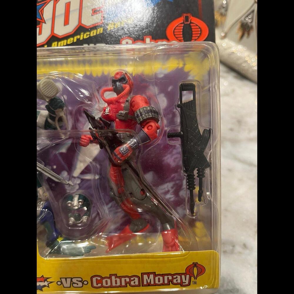 G.I. Joe A Real‎ American Hero Wet Suit Vs Cobra Moray Dual Action Figure NEW - Picture 3 of 8